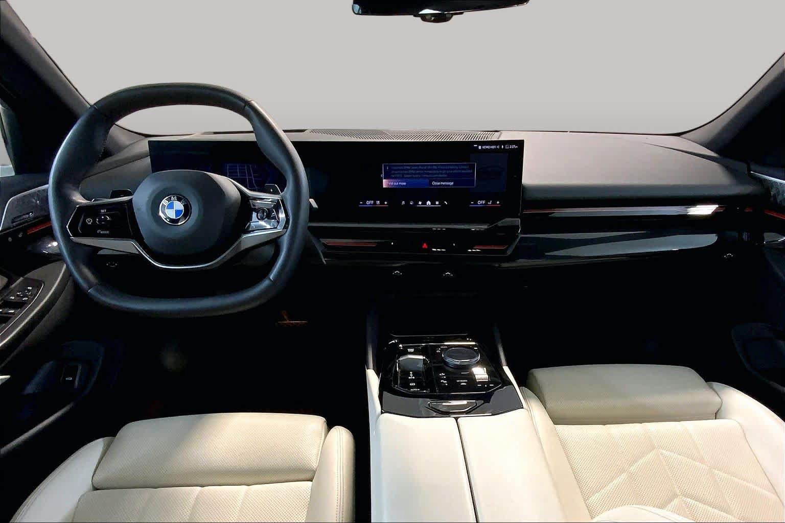 Certified 2024 BMW 530i xDrive w/ Premium Package AWD/4WD image 15