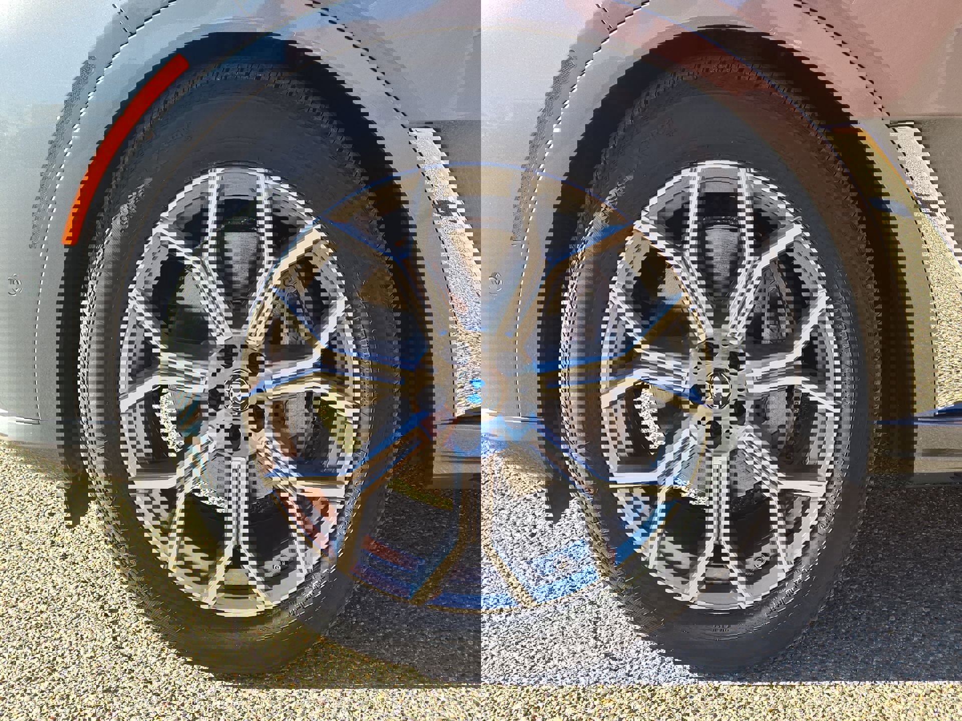 Certified 2024 BMW X7 xDrive40i image 11