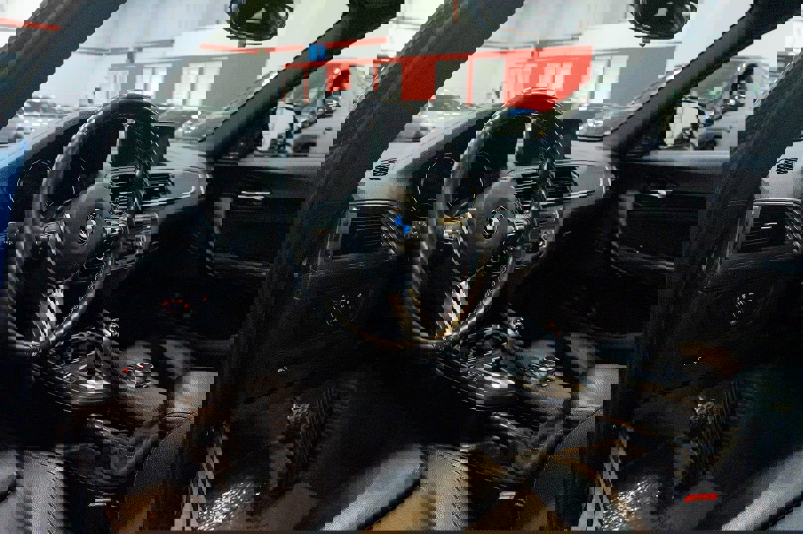 Used 2018 BMW M2 image 19