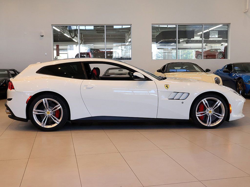 Certified 2018 Ferrari GTC4Lusso image 31