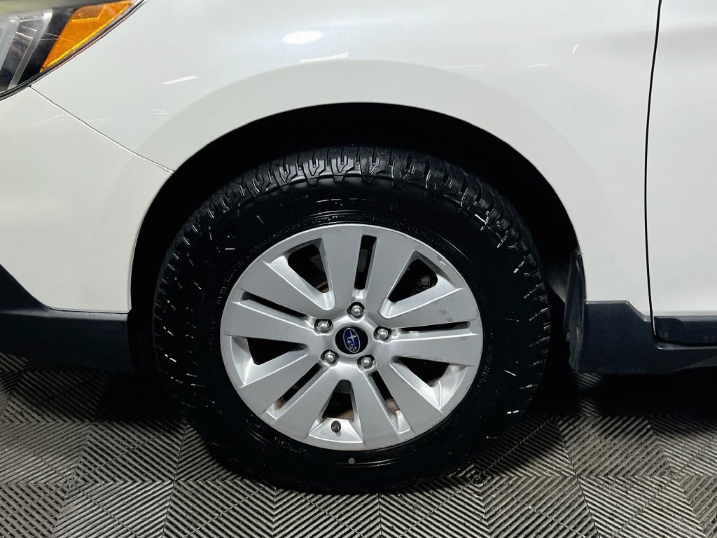Used 2017 Subaru Outback 2.5i AWD/4WD image 27