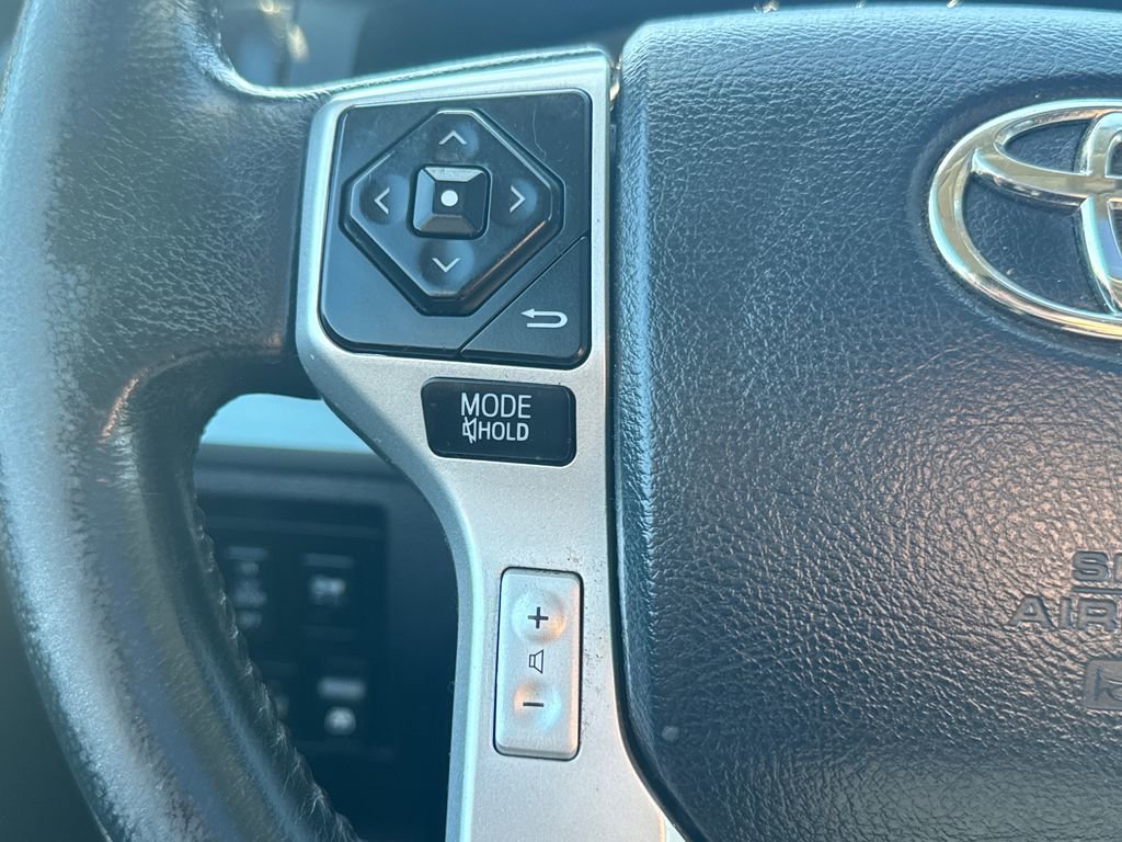 Used 2017 Toyota Tundra Platinum AWD/4WD image 19