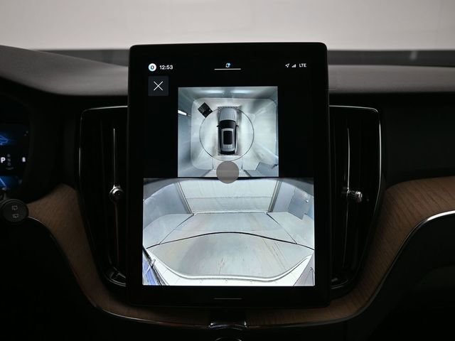New 2026 Volvo XC60 B5 Plus w/ Protection Package Premier image 22