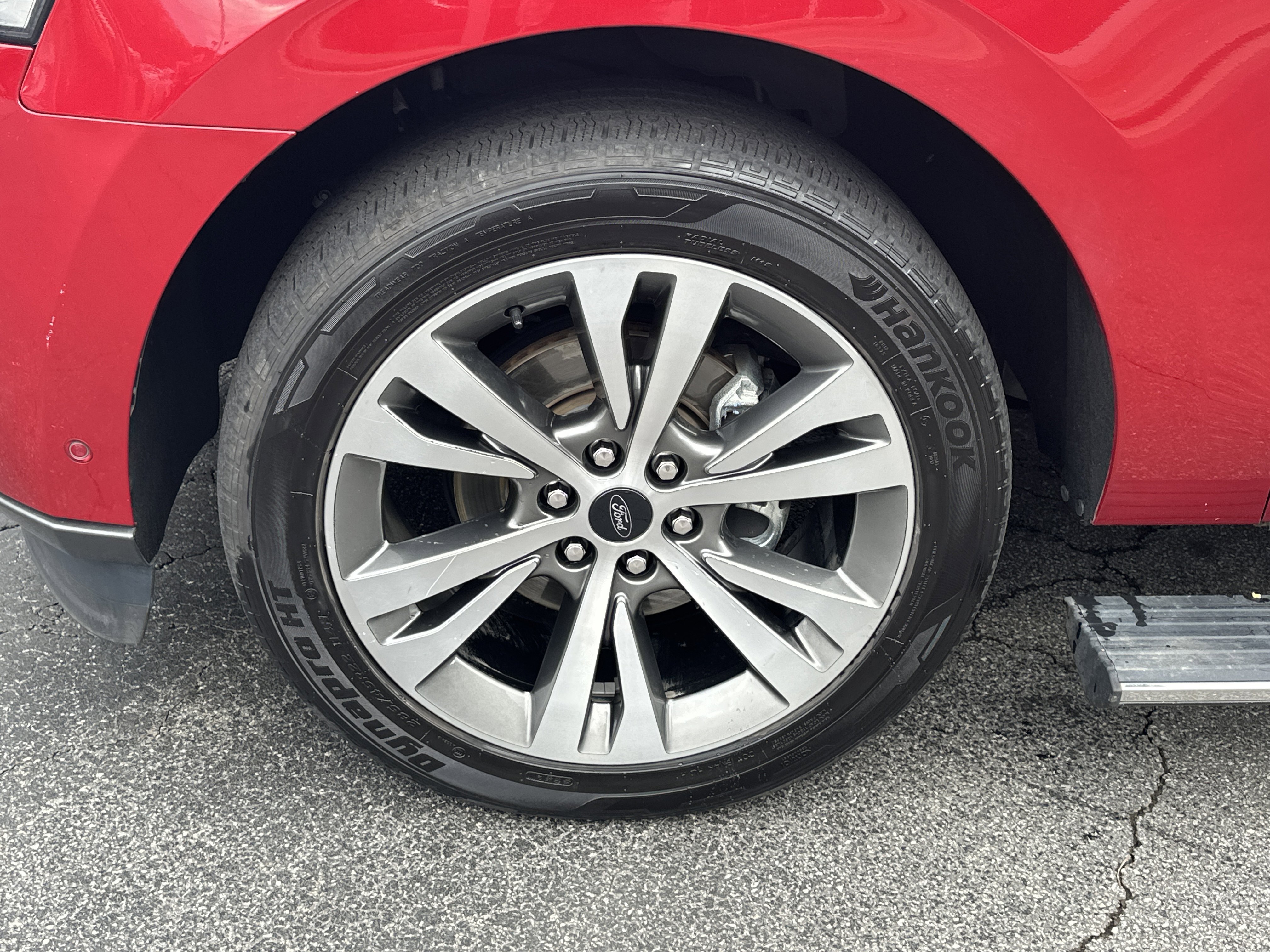 Used 2020 Ford Expedition Limited w/ Equipment Group 302A image 13