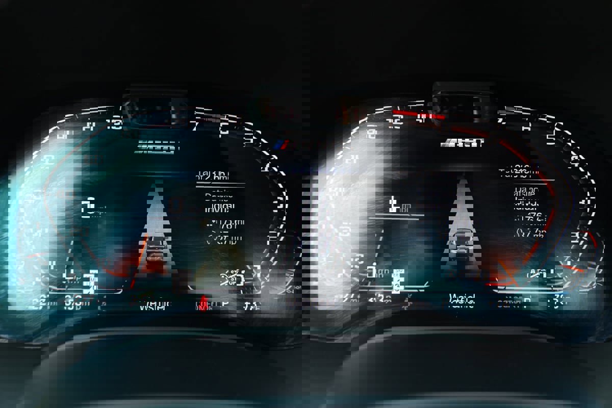 Used 2023 BMW M850i xDrive Coupe image 22