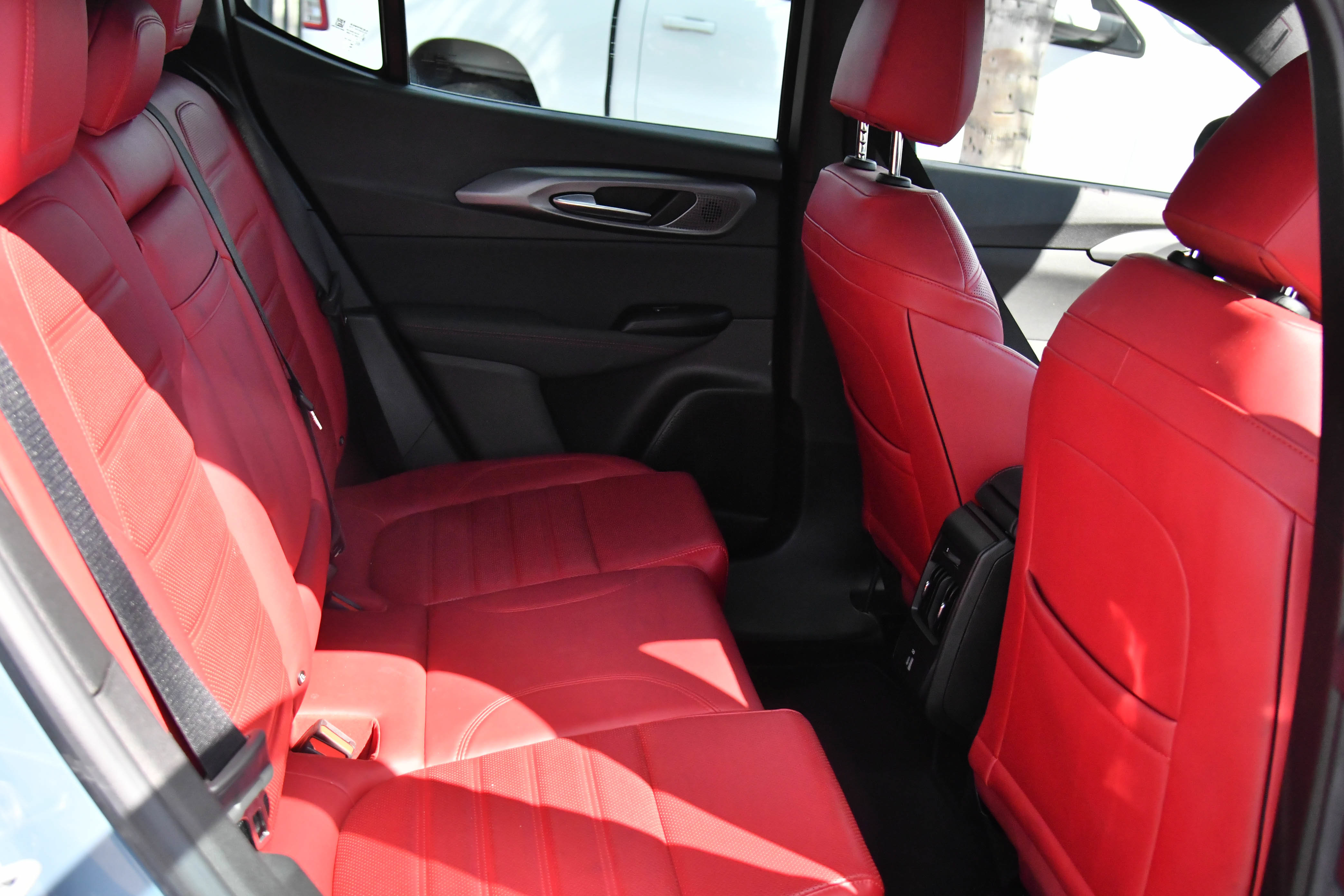 Used 2024 Dodge Hornet R/T Plus AWD/4WD image 48
