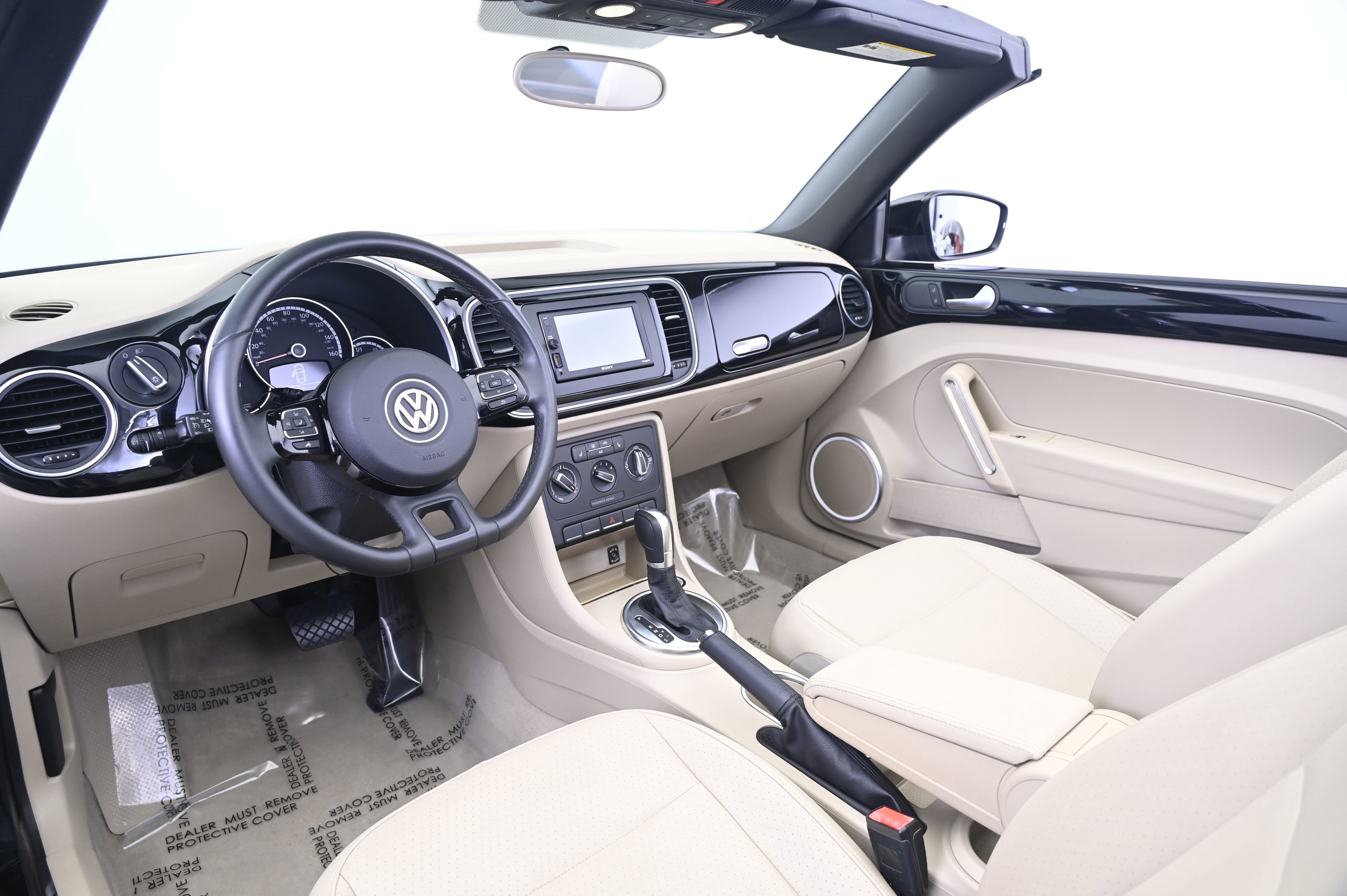 Used 2015 Volkswagen Beetle 1.8T image 27