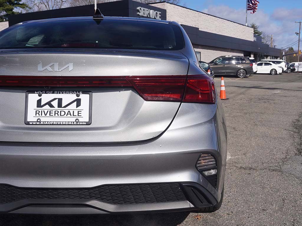 Used 2023 Kia Forte LXS w/ LXS Technology Package image 10