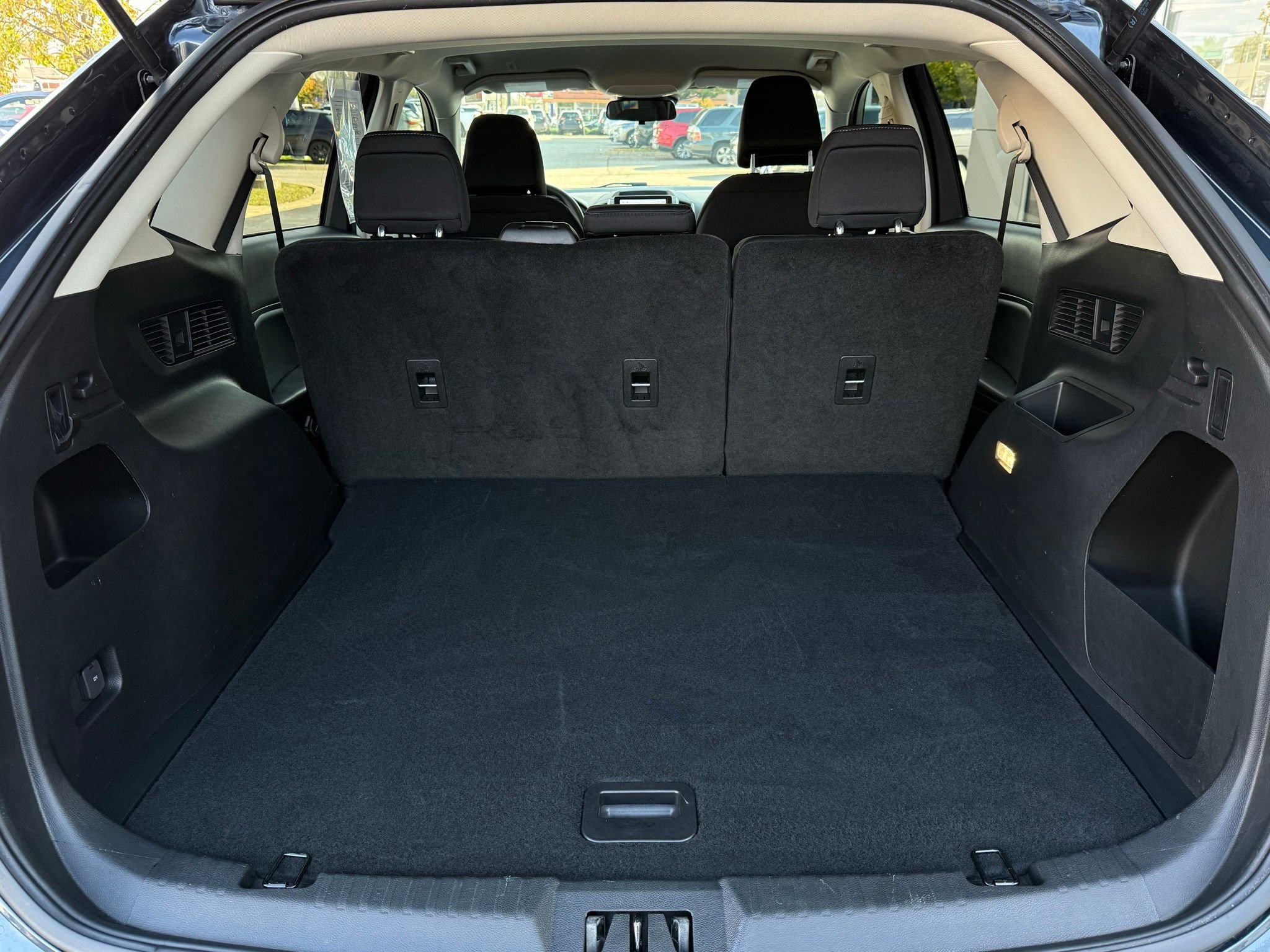 Used 2024 Ford Edge SE image 23