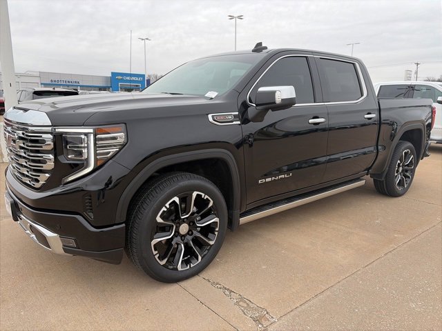Used 2023 GMC Sierra 1500 Denali w/ Denali Reserve Package image 9