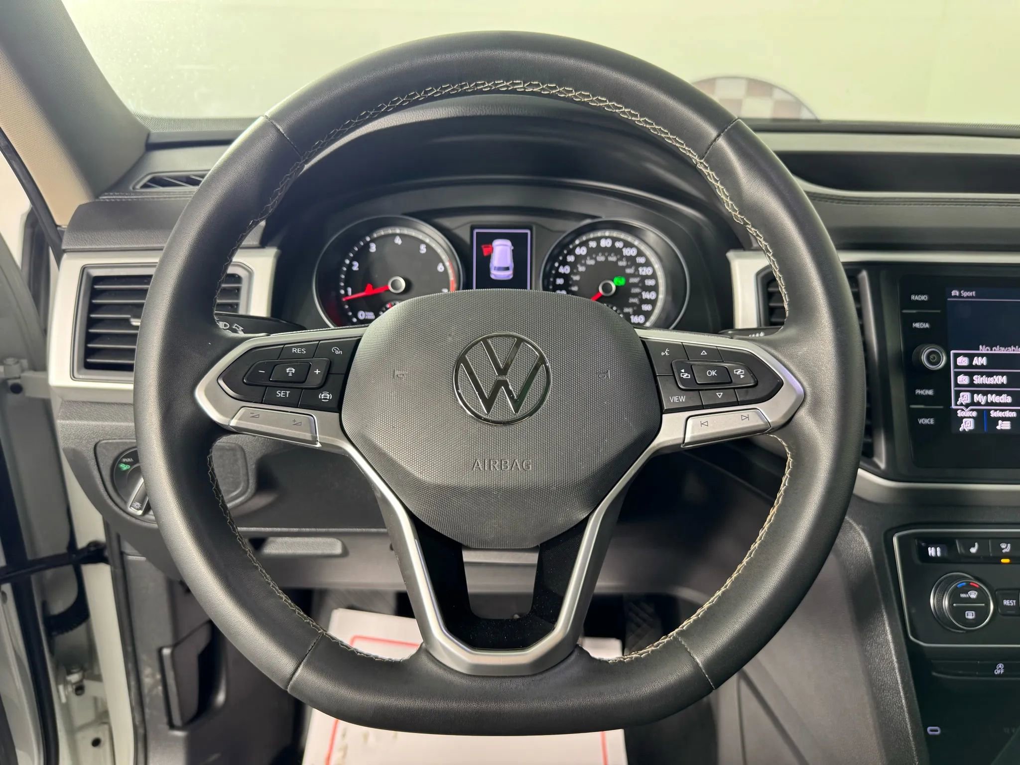 Used 2021 Volkswagen Atlas SE image 13