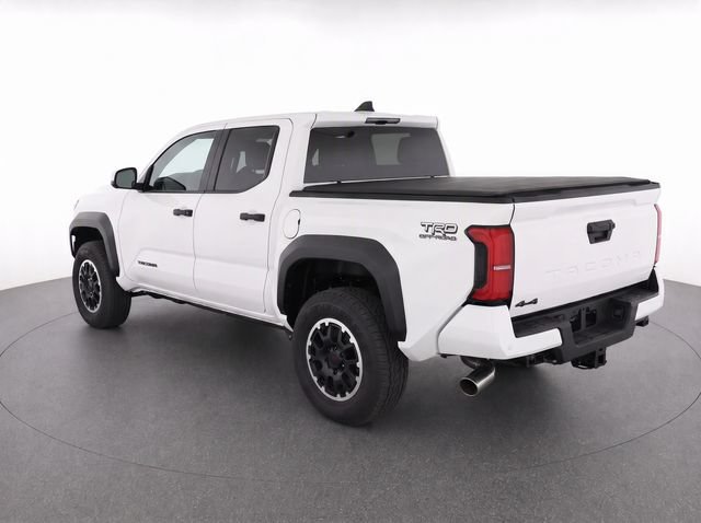 Used 2025 Toyota Tacoma TRD Off-Road w/ TRD Off Road Upgrade Package AWD/4WD image 3