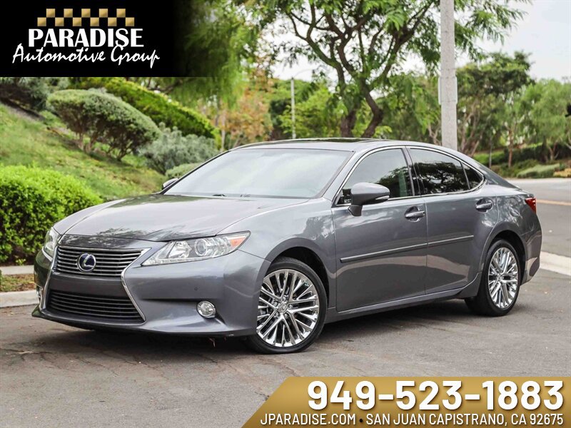 Used 2013 Lexus ES 350 w/ Luxury Pkg FWD image 1