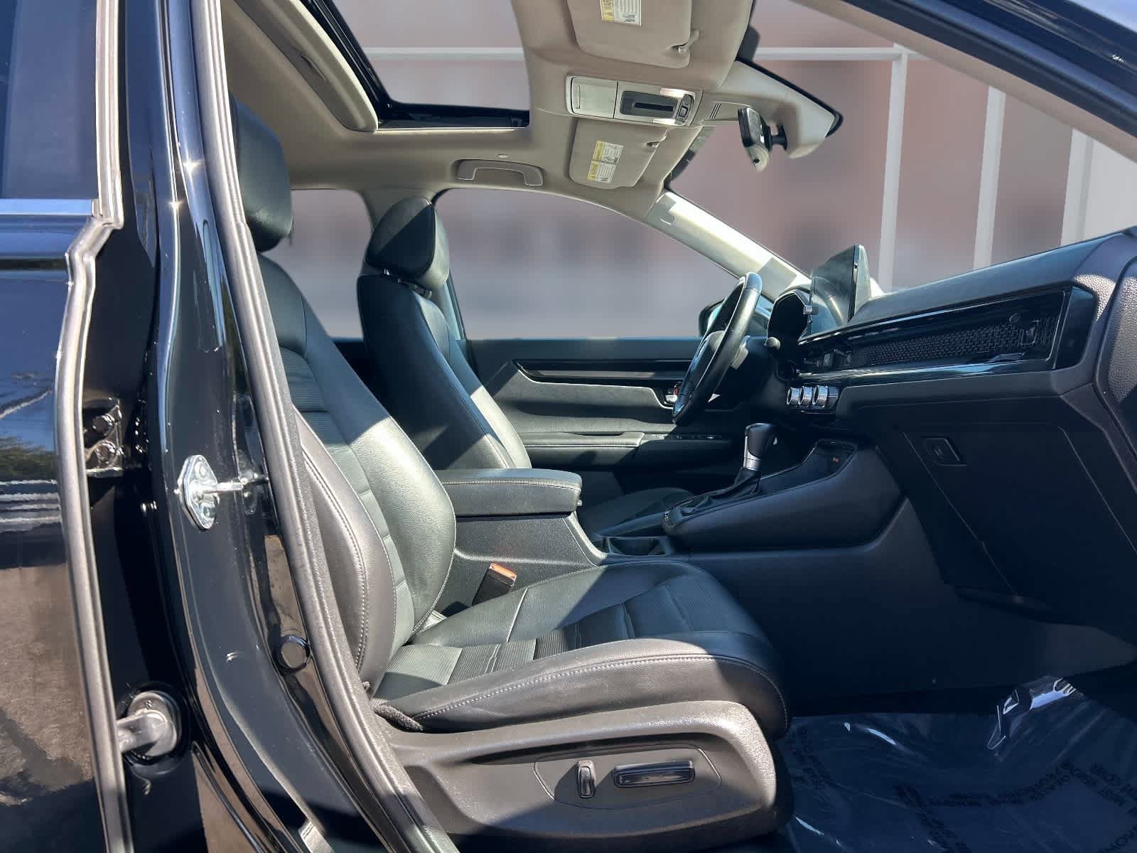 Used 2025 Honda CR-V EX-L image 24