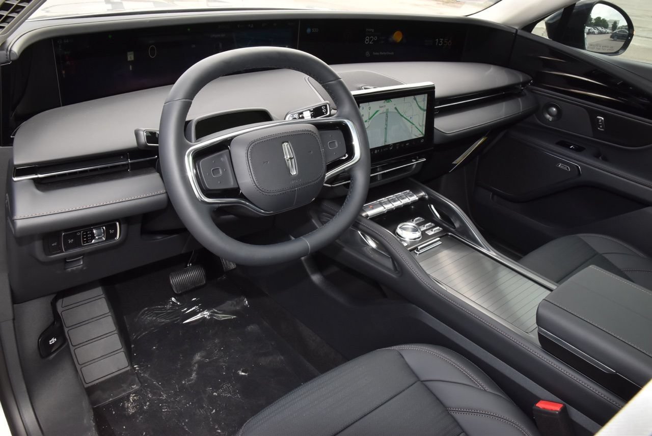 New 2026 Lincoln Nautilus Reserve AWD/4WD image 64