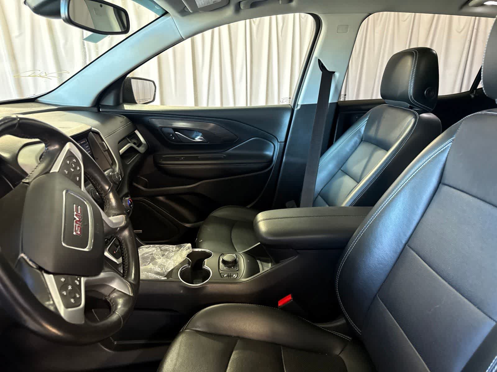 Used 2022 GMC Terrain SLT w/ Infotainment Package II FWD image 21
