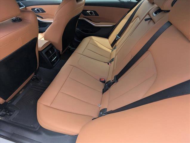 Used 2024 BMW 330i Sedan w/ Convenience Package RWD image 17