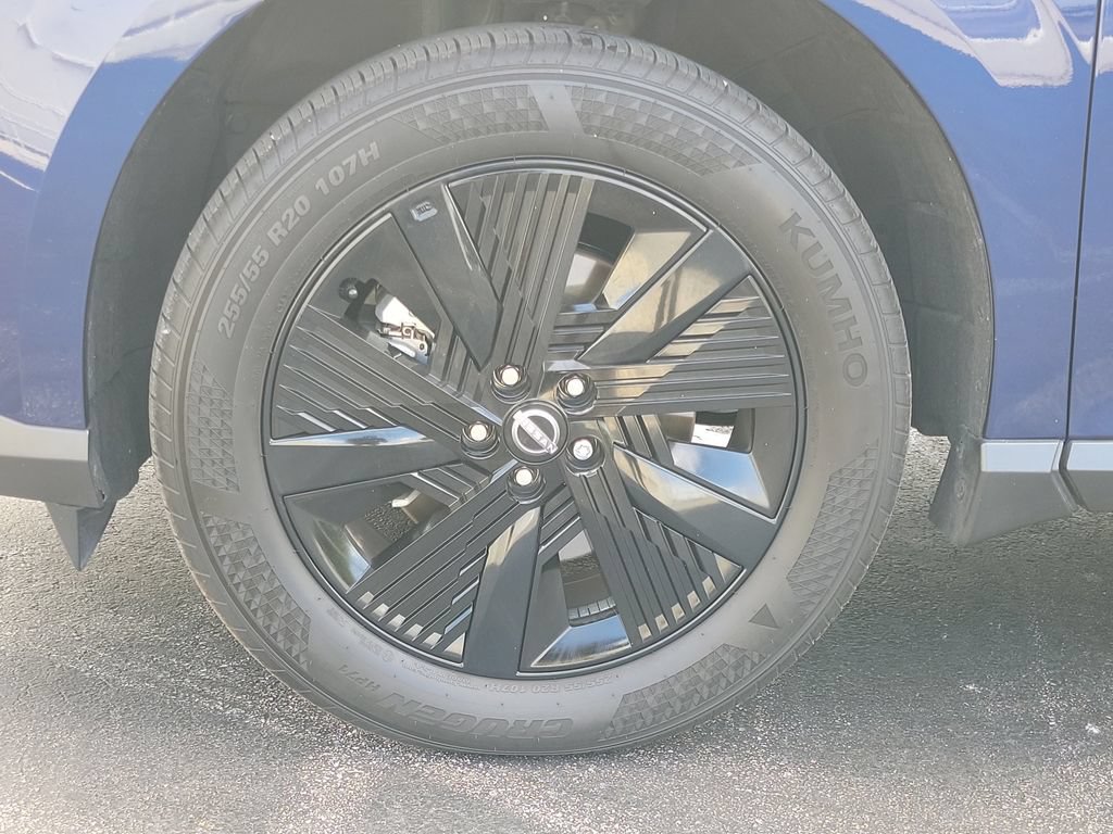 Certified 2025 Nissan Murano SV AWD/4WD image 11
