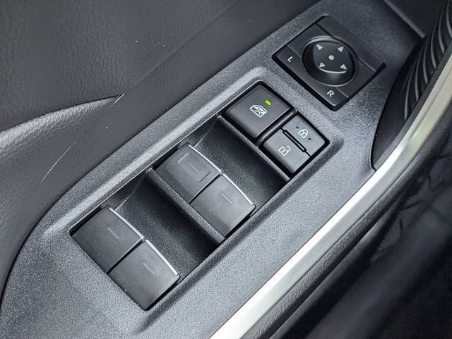 Used 2023 Toyota RAV4 XLE w/ Convenience Package FWD image 24