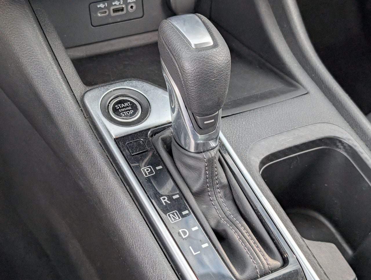 Used 2022 Nissan Sentra SV w/ All-Weather Package FWD image 19