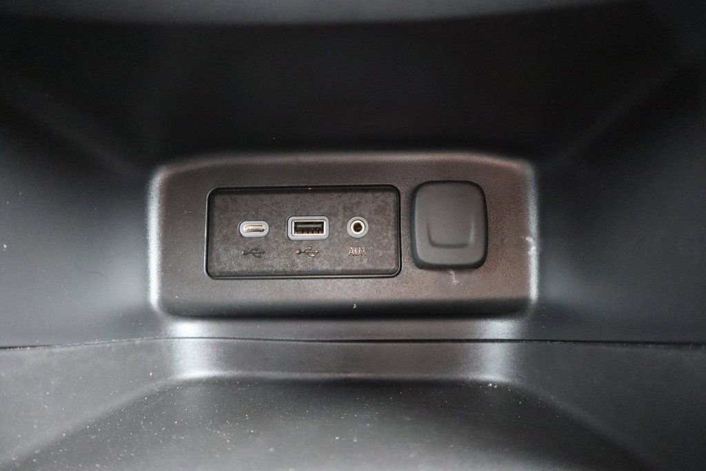 Used 2023 Chevrolet Equinox LT image 14