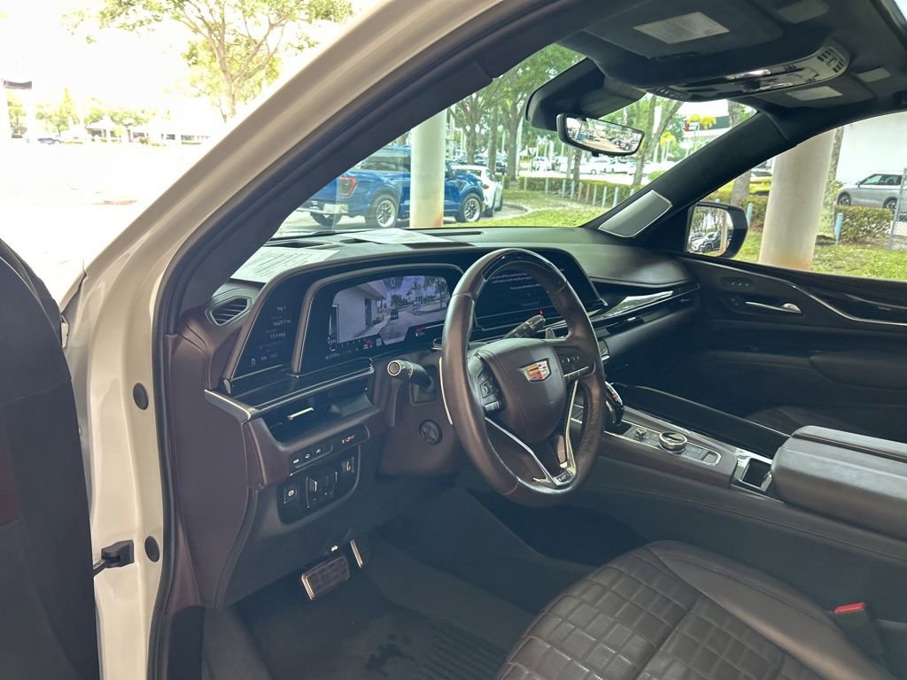 Used 2024 Cadillac Escalade V AWD/4WD image 6