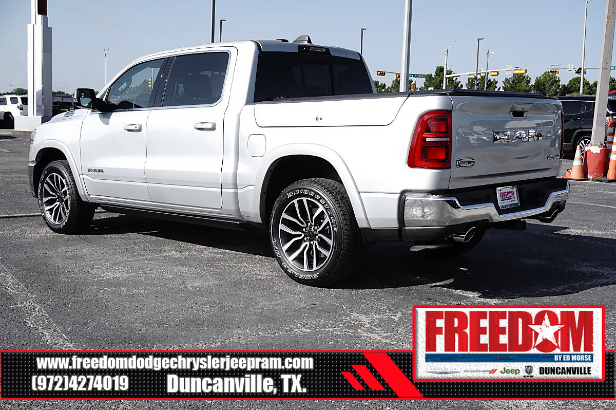 Used 2026 RAM 1500 Limited AWD/4WD image 3