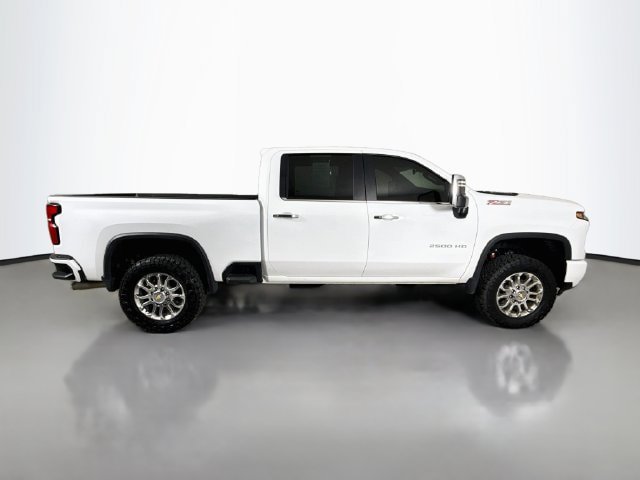 Used 2025 Chevrolet Silverado 2500 LT w/ Z71 Chrome Sport Edition AWD/4WD image 9