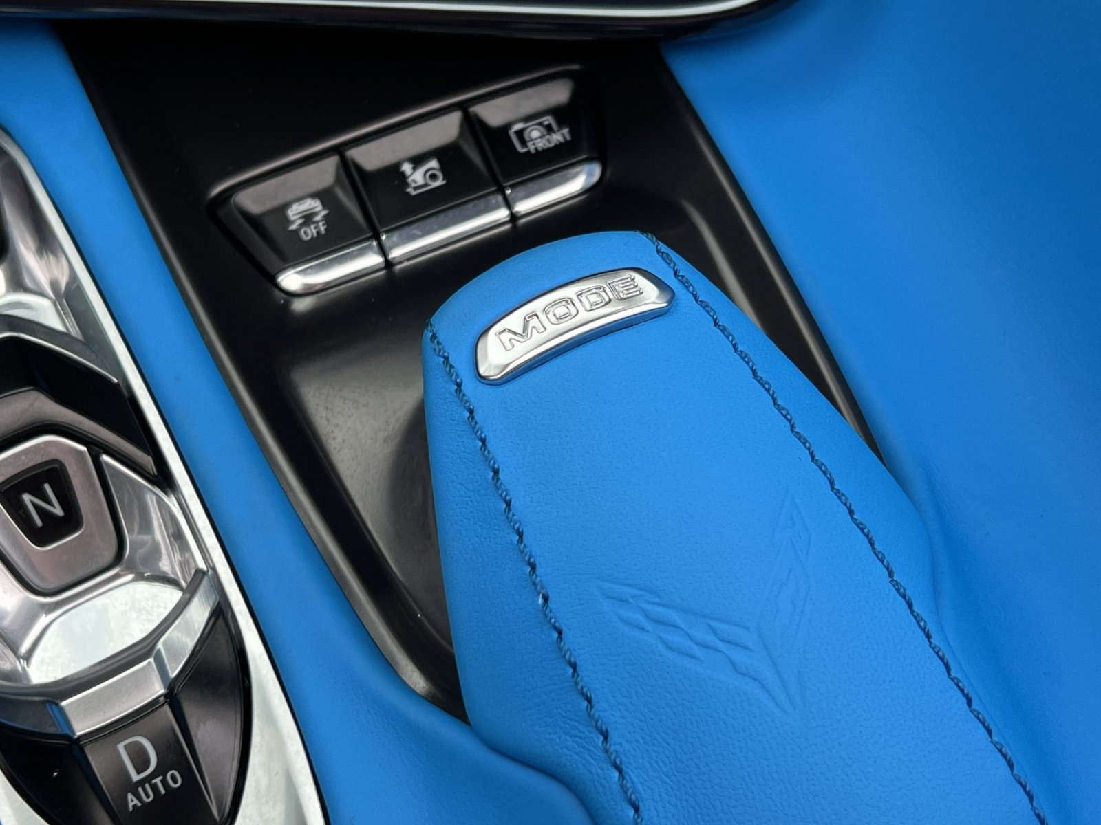 Used 2024 Chevrolet Corvette Stingray Premium Cpe w/ Z51 Performance Package RWD image 38