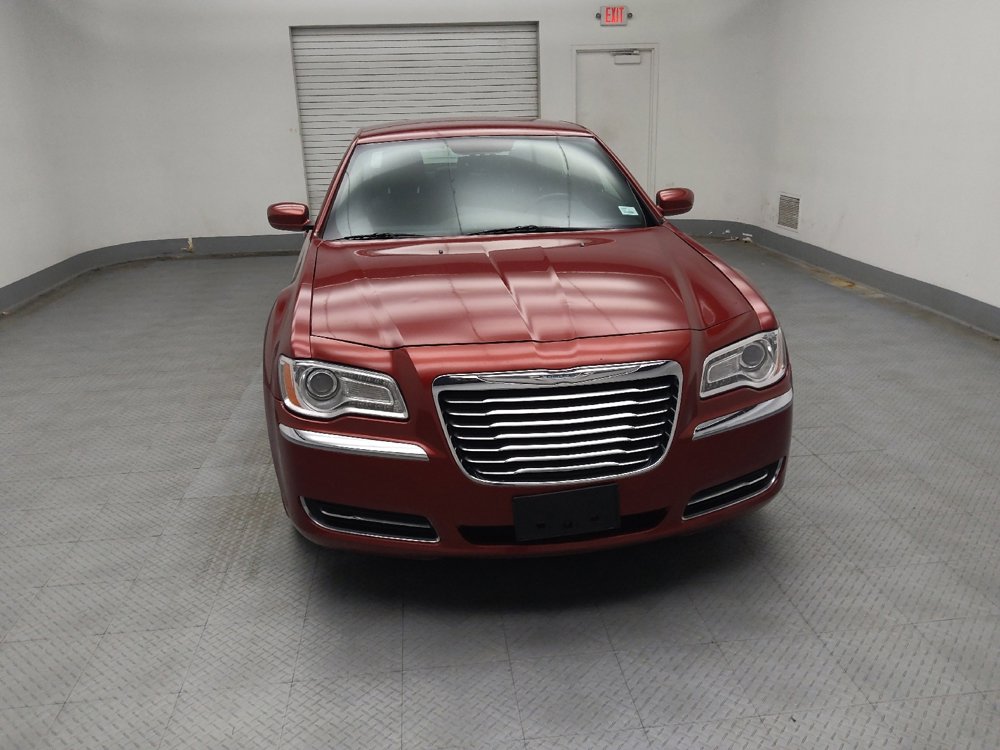 Used 2013 Chrysler 300 image 14