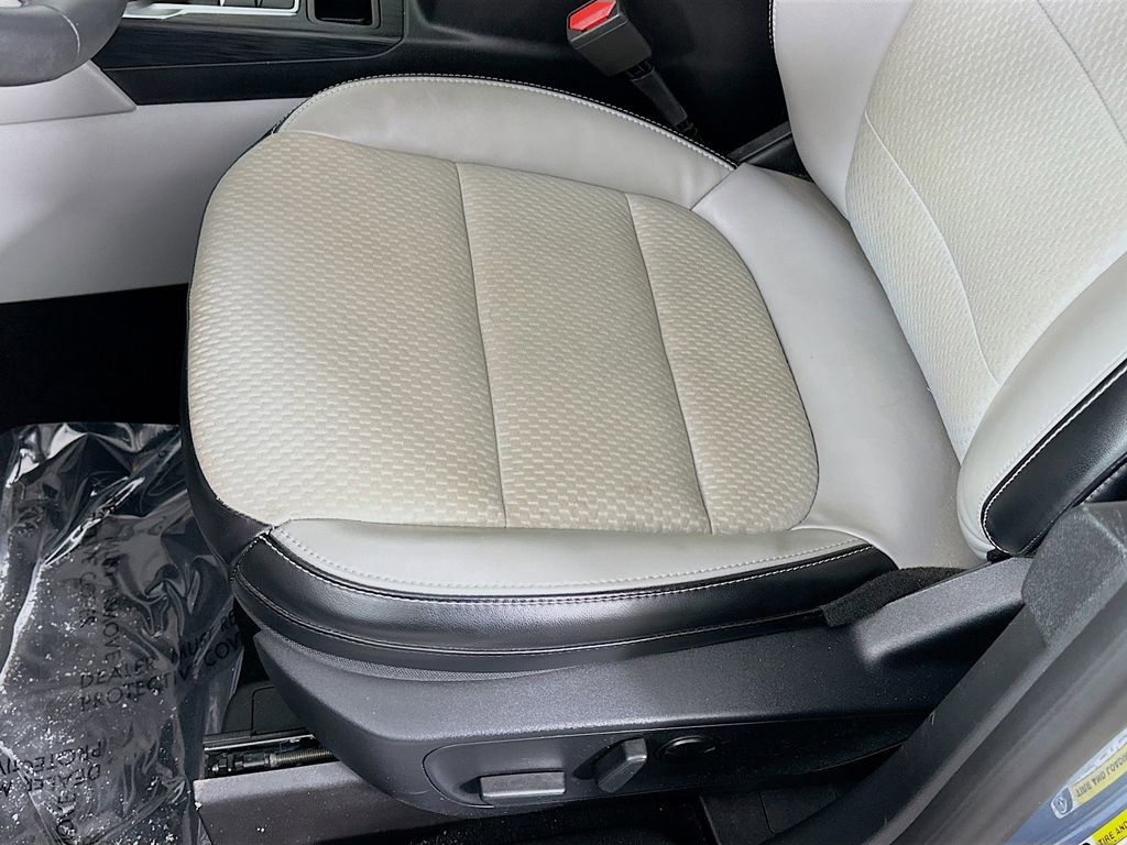 Used 2024 Ford Escape Base image 28