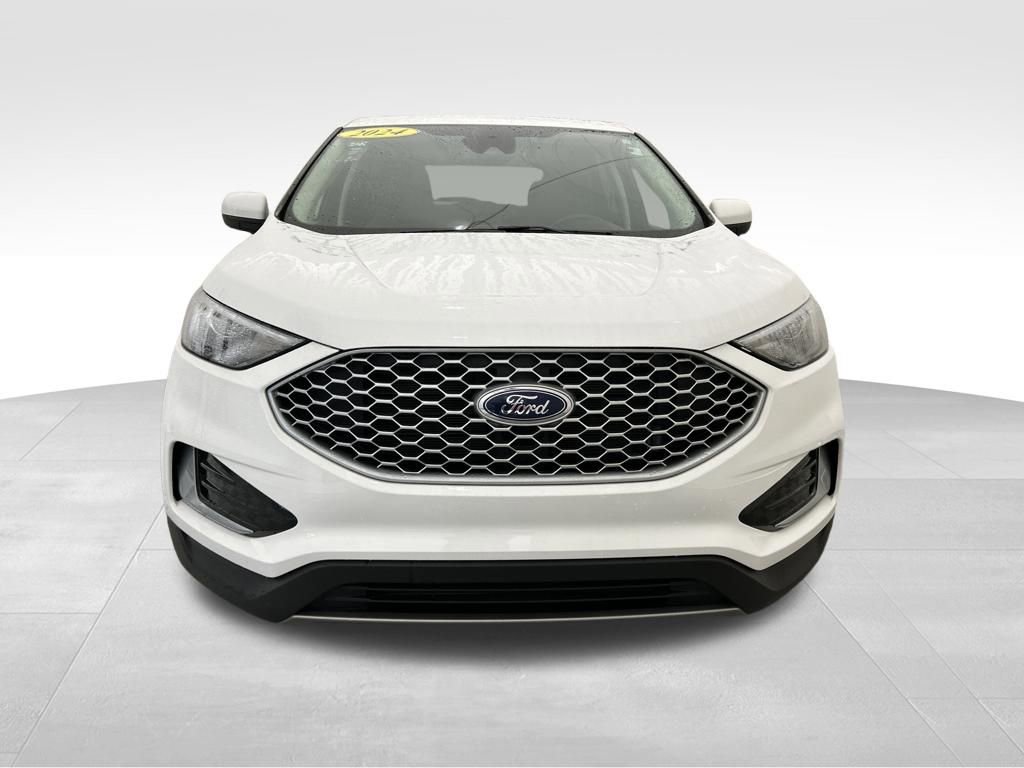 Used 2024 Ford Edge SEL image 9