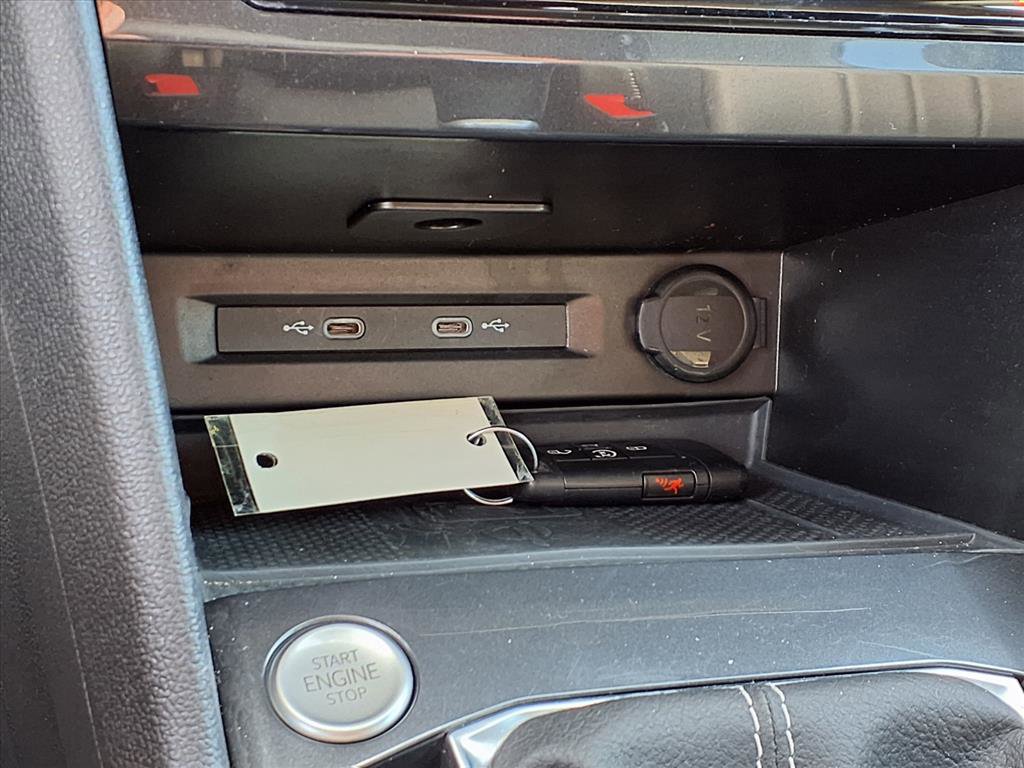 Used 2024 Volkswagen Tiguan Wolfsburg Edition image 13