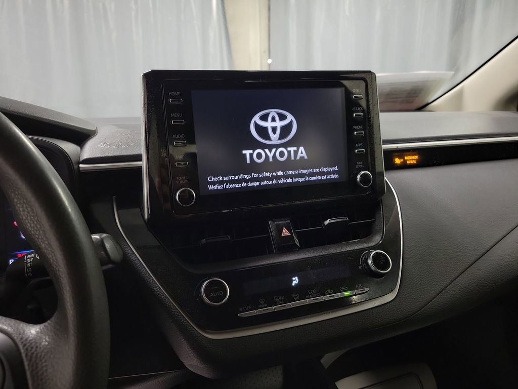 Used 2020 Toyota Corolla LE image 14