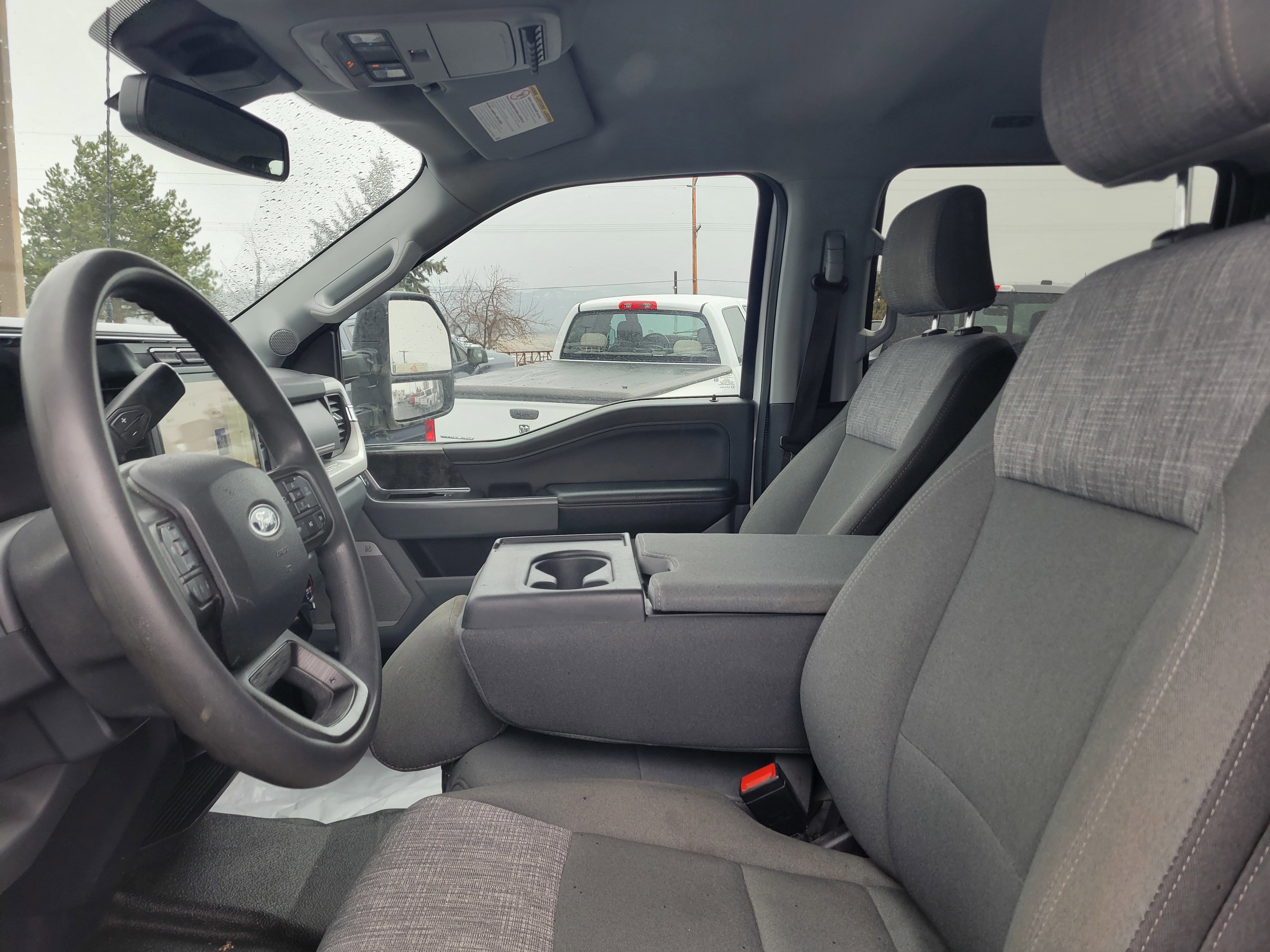 Used 2023 Ford F350 XLT w/ XLT Premium Package image 7