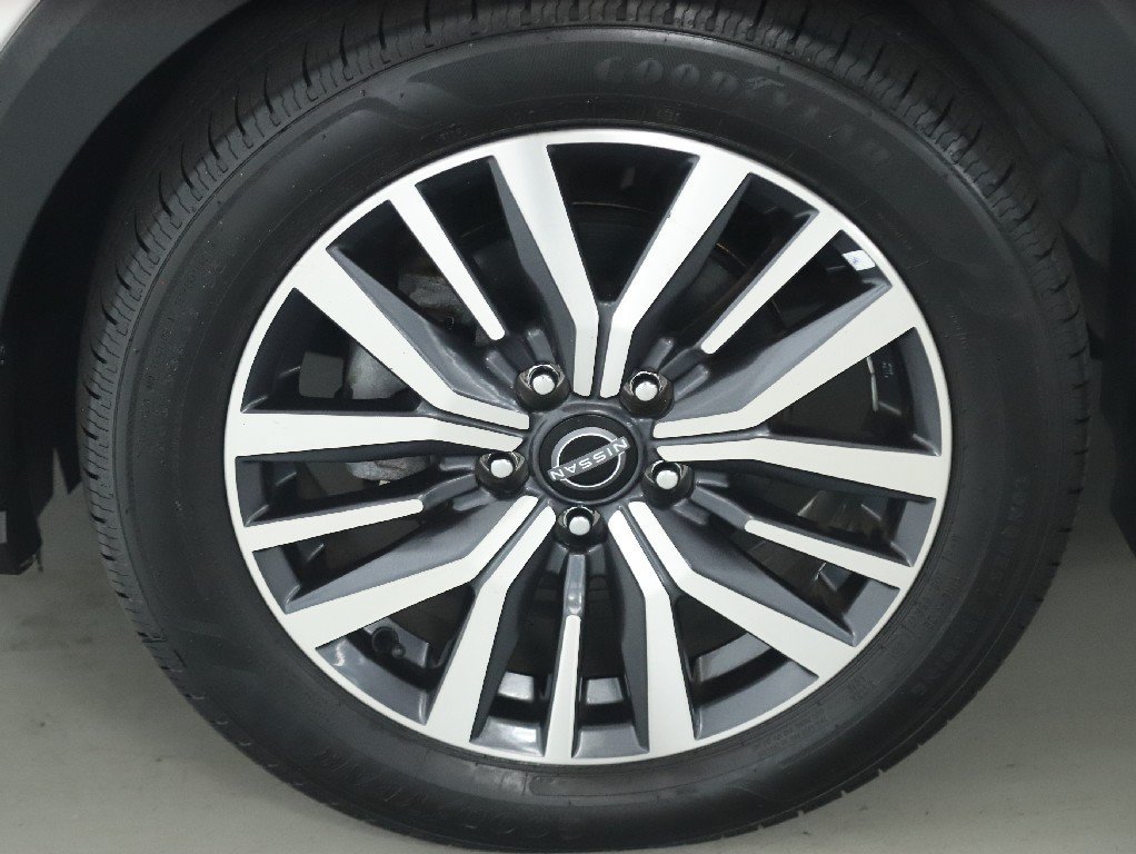 Certified 2023 Nissan Kicks SV FWD image 38