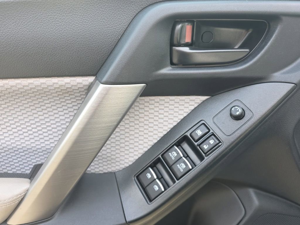 Used 2018 Subaru Forester 2.5i Premium image 19