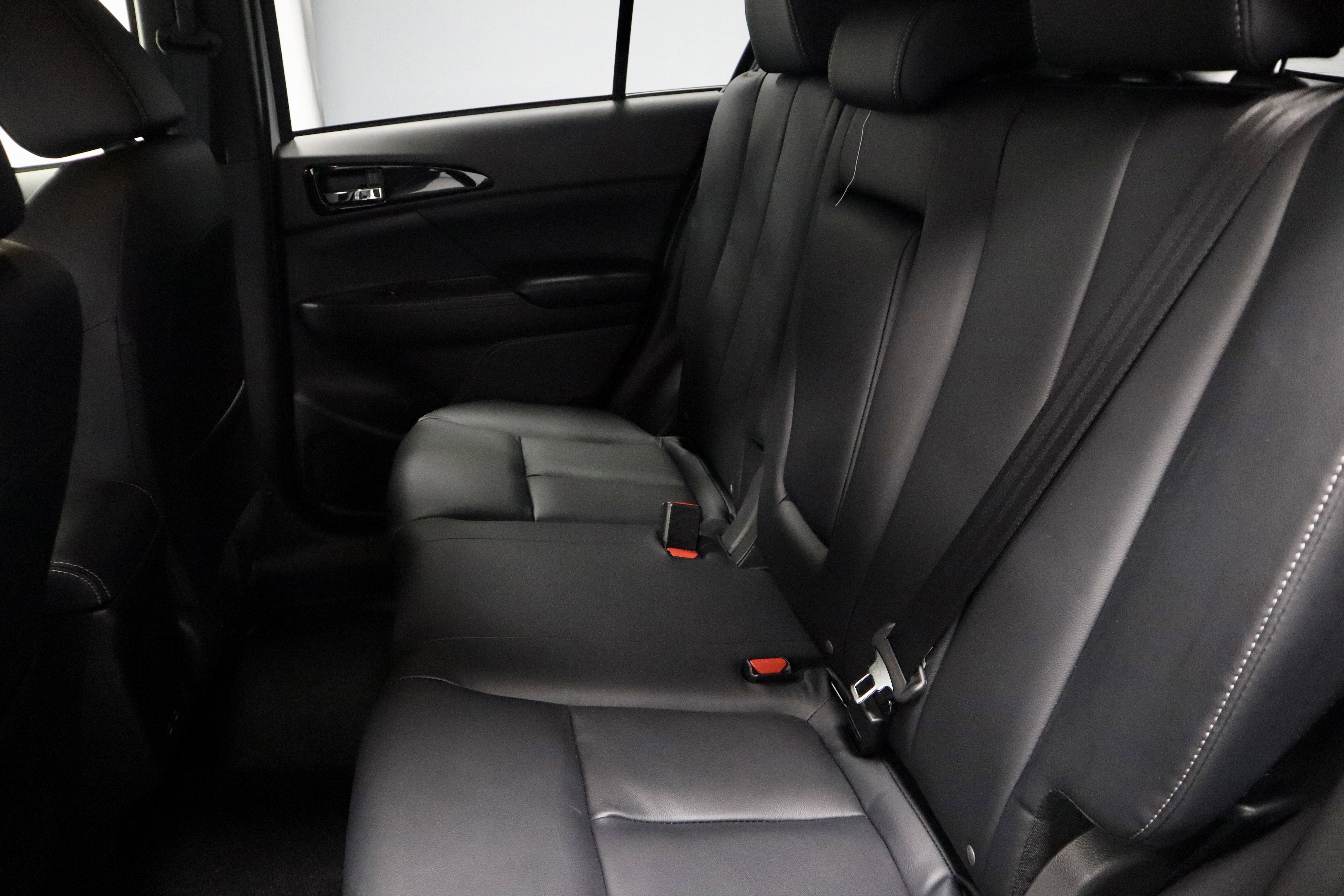 New 2026 Mitsubishi Eclipse Cross SEL AWD/4WD image 17