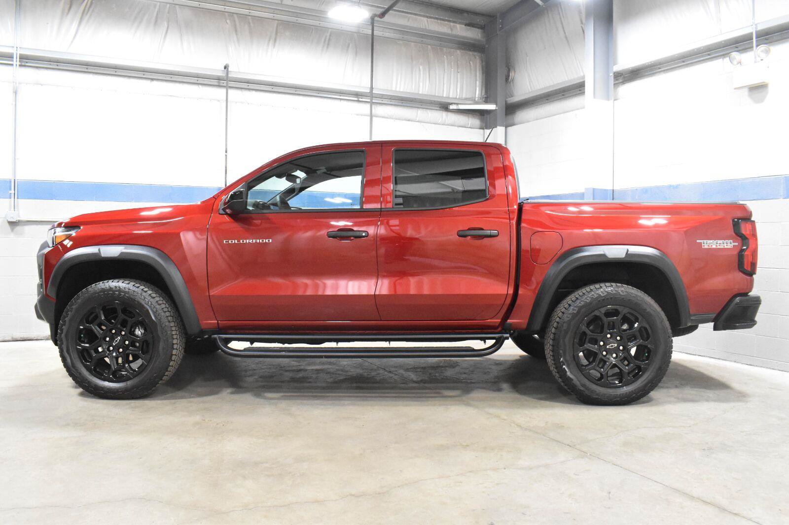 Used 2026 Chevrolet Colorado Trail Boss AWD/4WD image 25