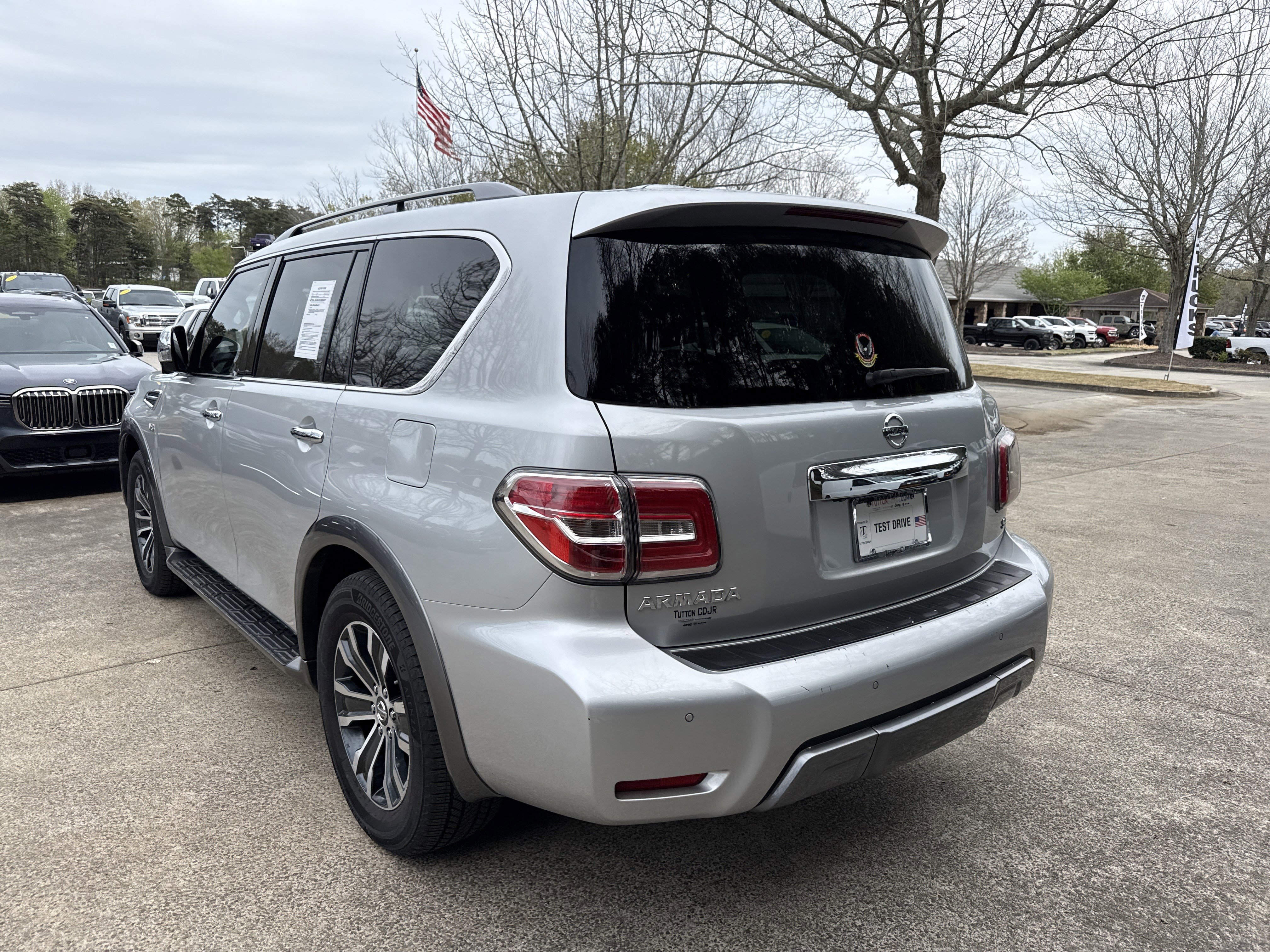 Used 2020 Nissan Armada SL w/ Premium Package AWD/4WD image 5