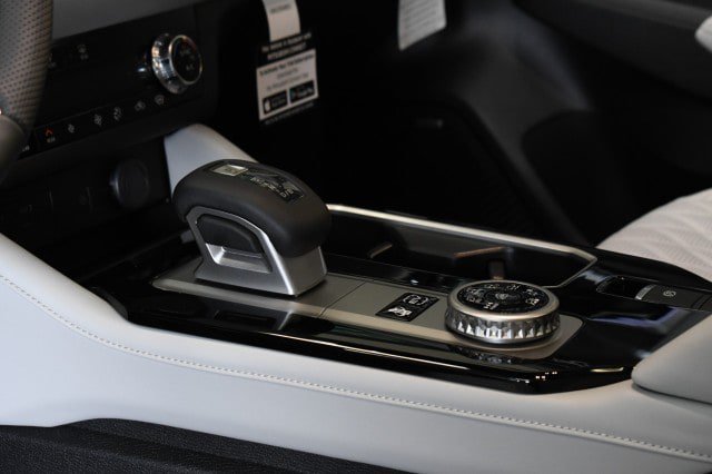 New 2026 Mitsubishi Outlander SEL AWD/4WD image 35