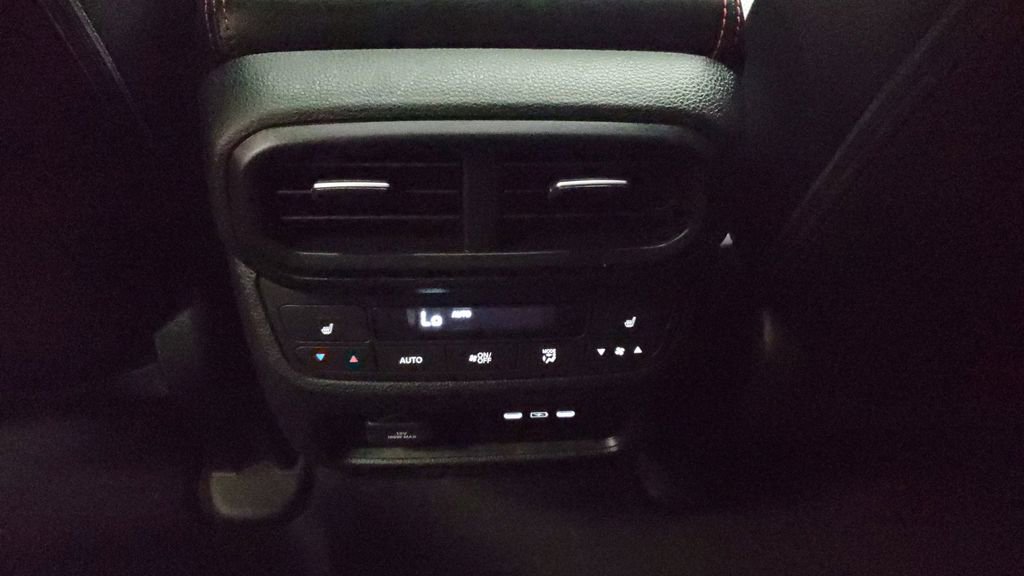 Used 2025 Honda Ridgeline Black Edition image 13