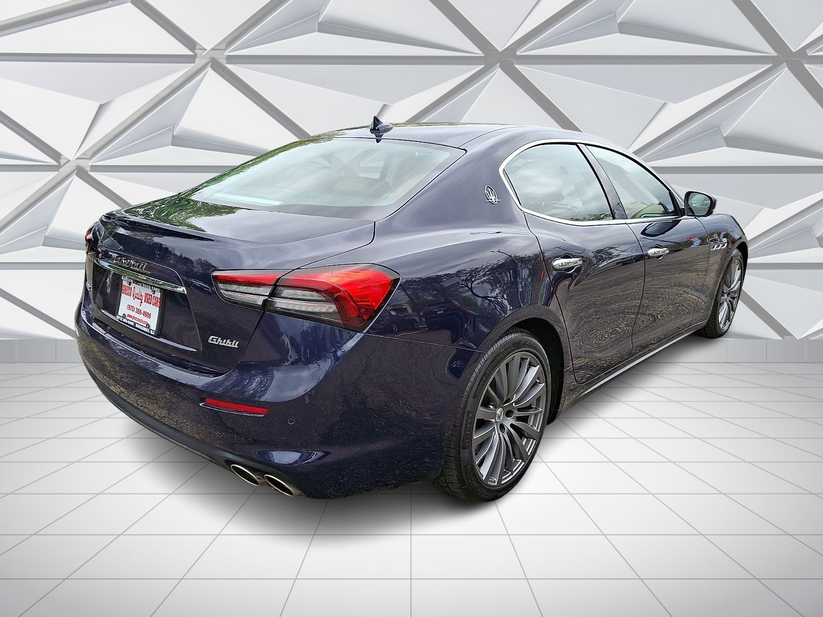Used 2021 Maserati Ghibli S Q4 AWD/4WD image 10