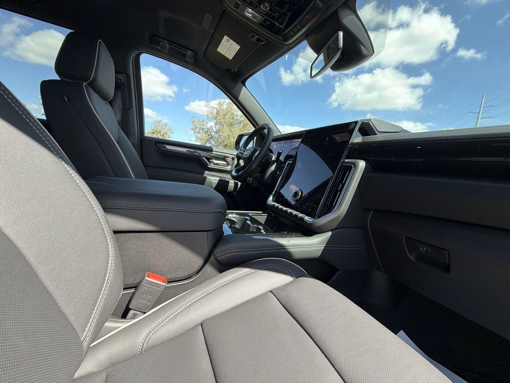 New 2026 GMC Yukon Elevation image 15