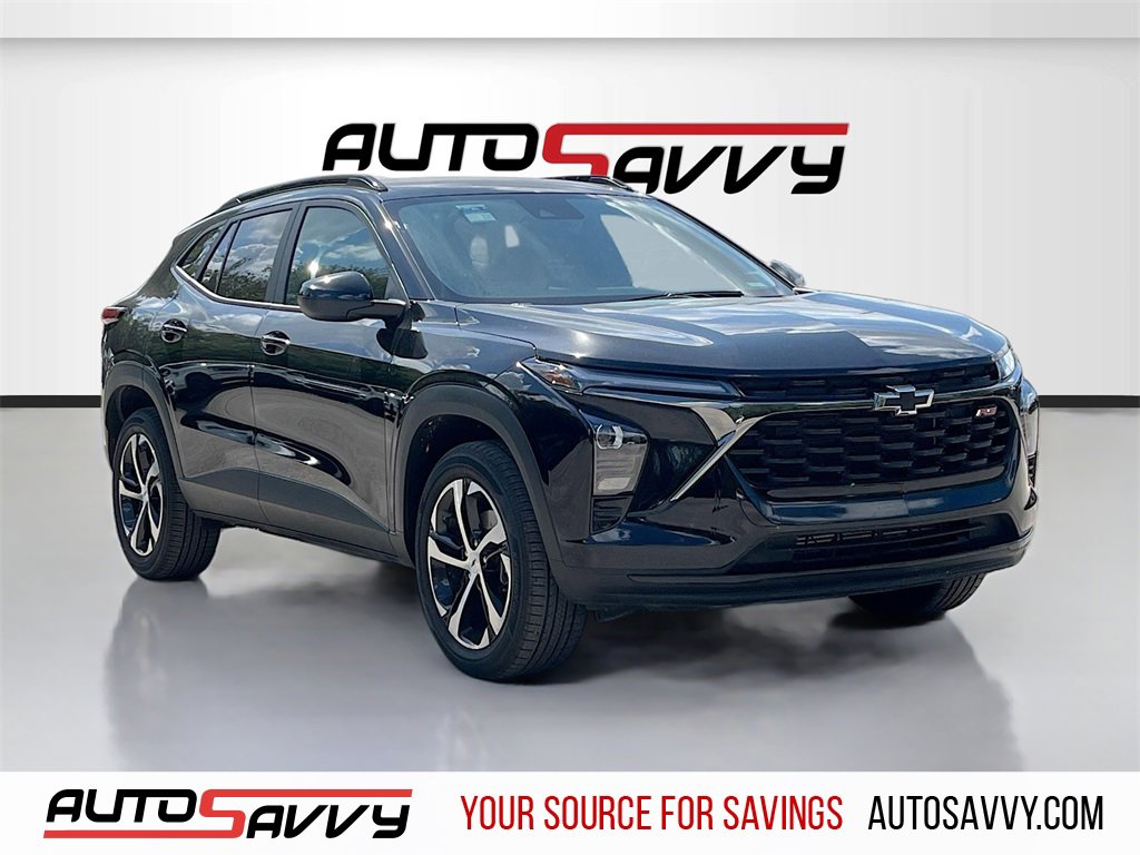 Used 2025 Chevrolet Trax RS w/ Driver Confidence Package image 1