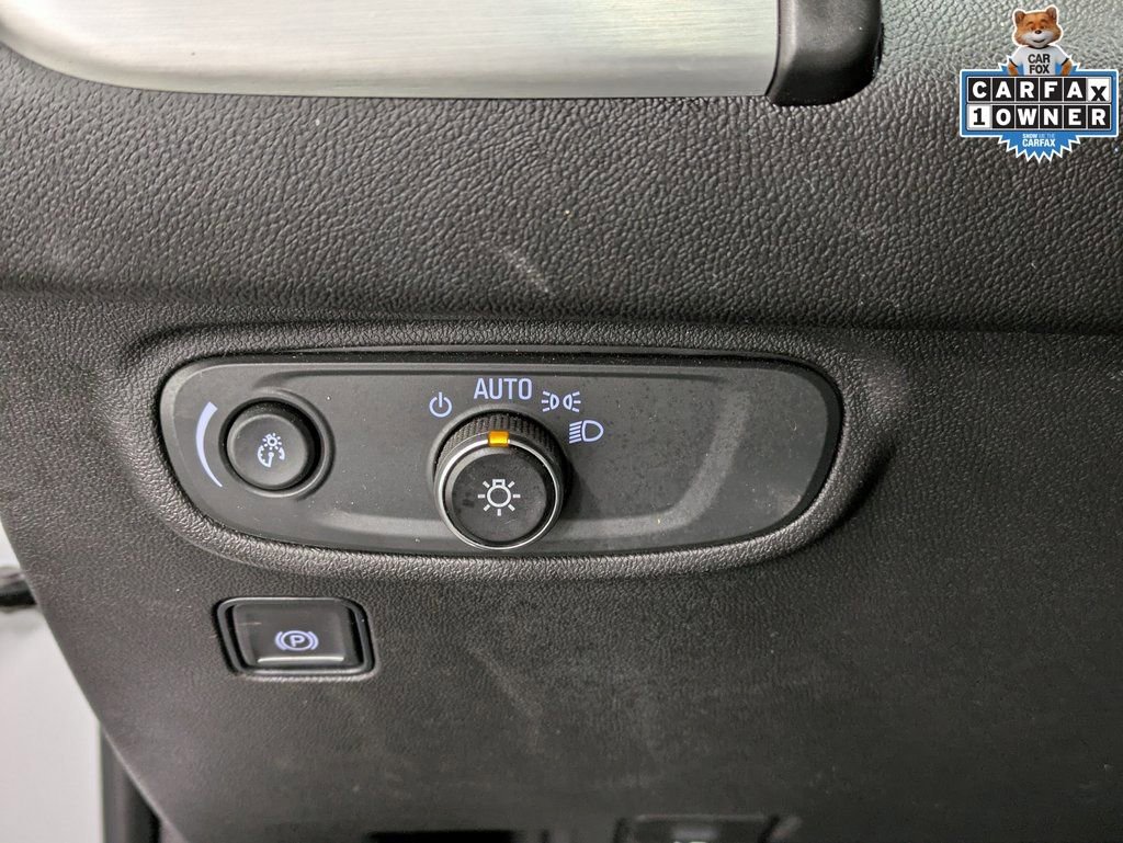 Used 2023 GMC Terrain SLE w/ Driver Convenience Package image 22