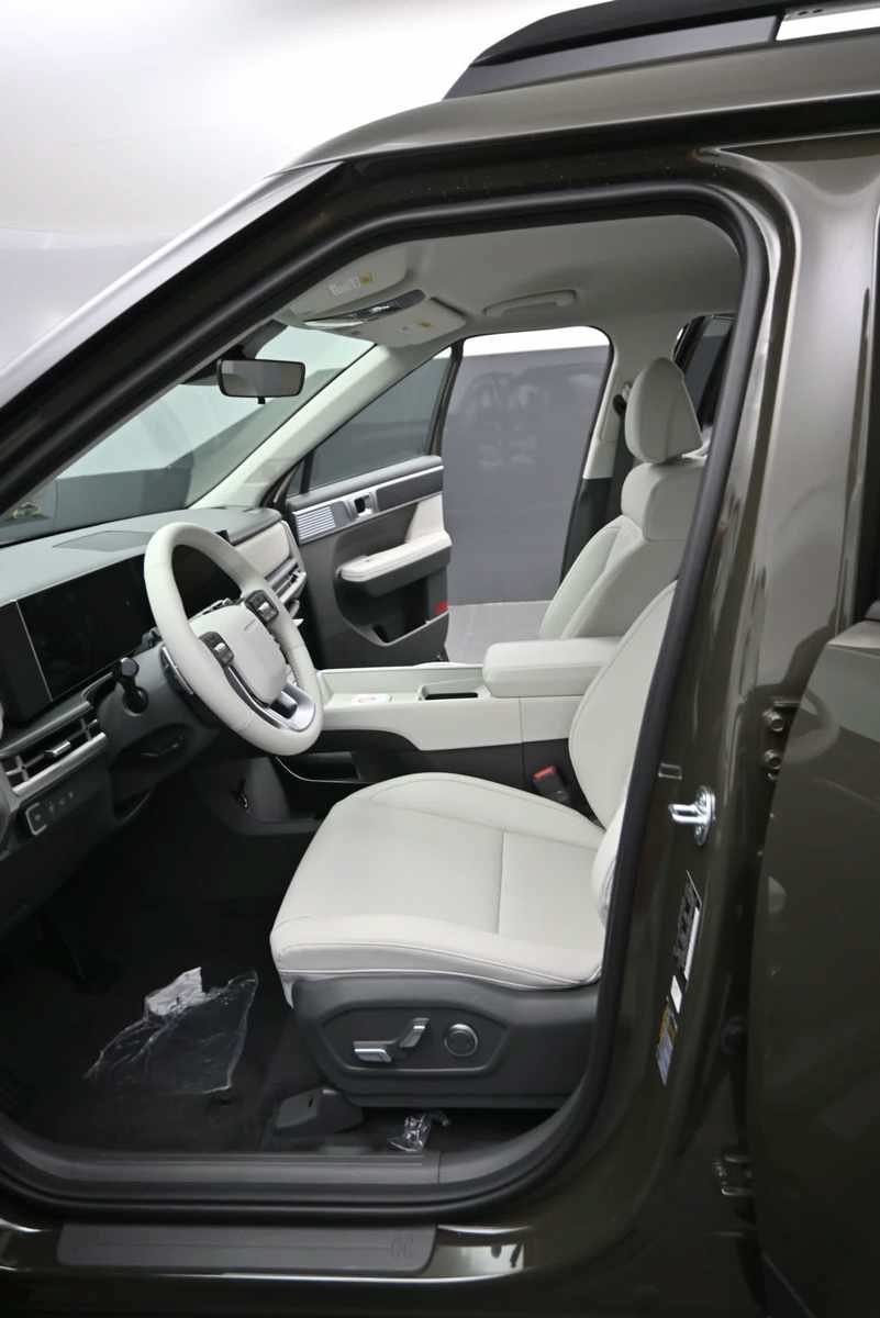 New 2026 Hyundai Santa Fe SEL AWD/4WD image 16