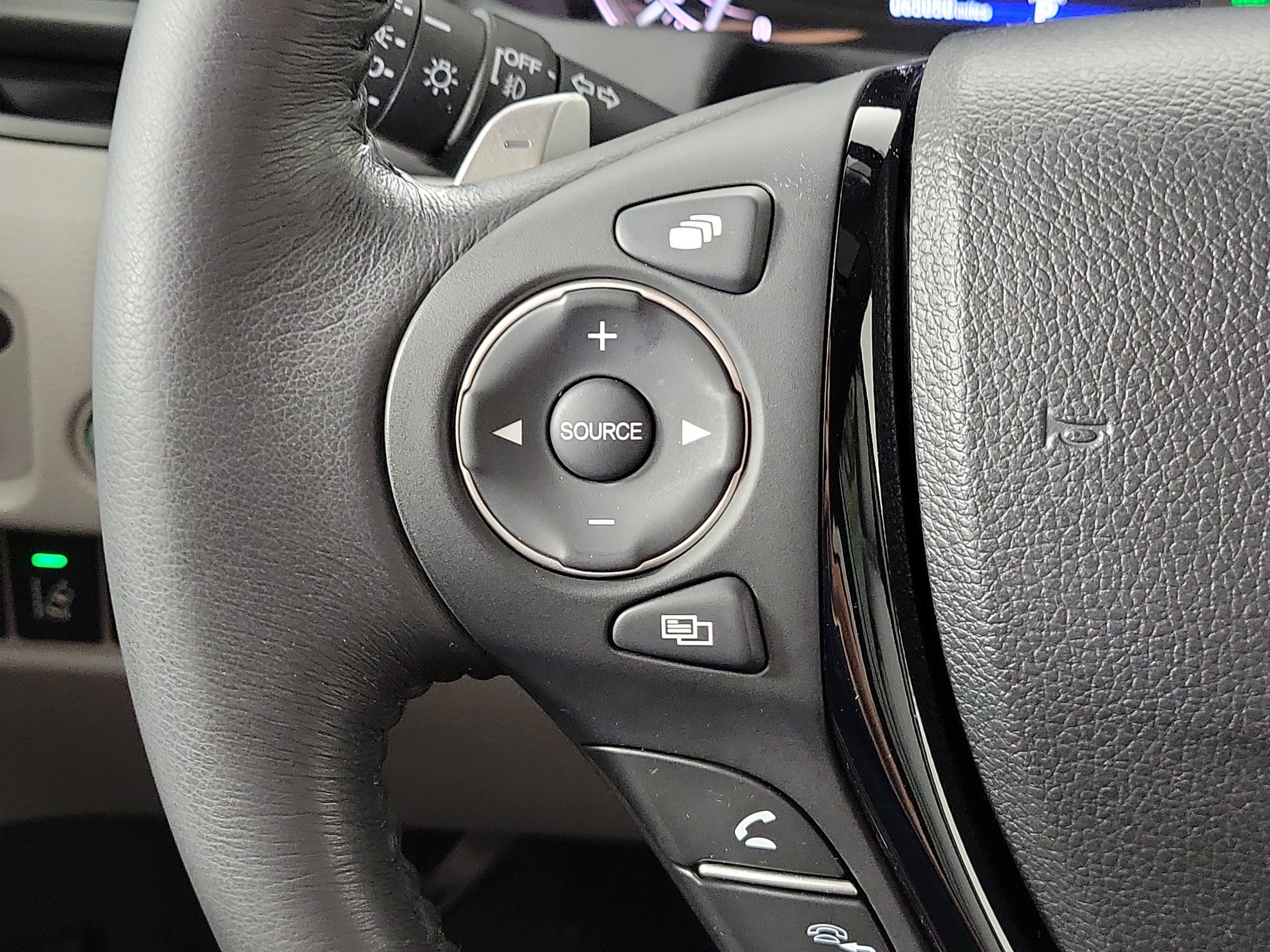 Used 2017 Honda Pilot Touring image 13