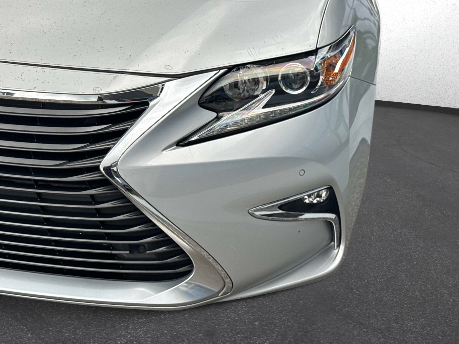 Used 2017 Lexus ES 350 w/ Premium Package FWD image 9