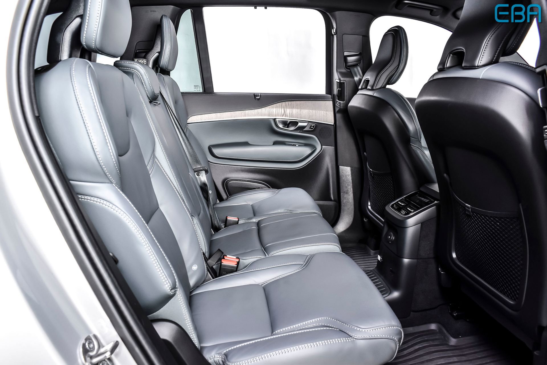 Used 2024 Volvo XC90 T8 Ultimate w/ Protection Package AWD/4WD image 23